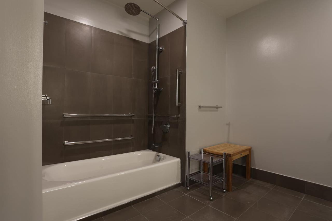 Cedartree Hotel Portland Hillsboro Bagian luar foto